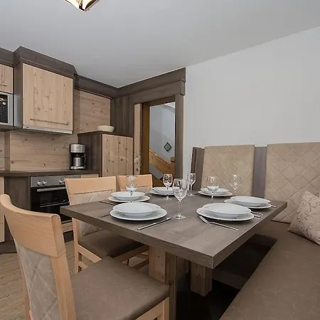 With 1 Bedroom *