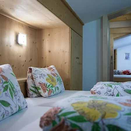 With 1 Bedroom Holiday home Langenfeld